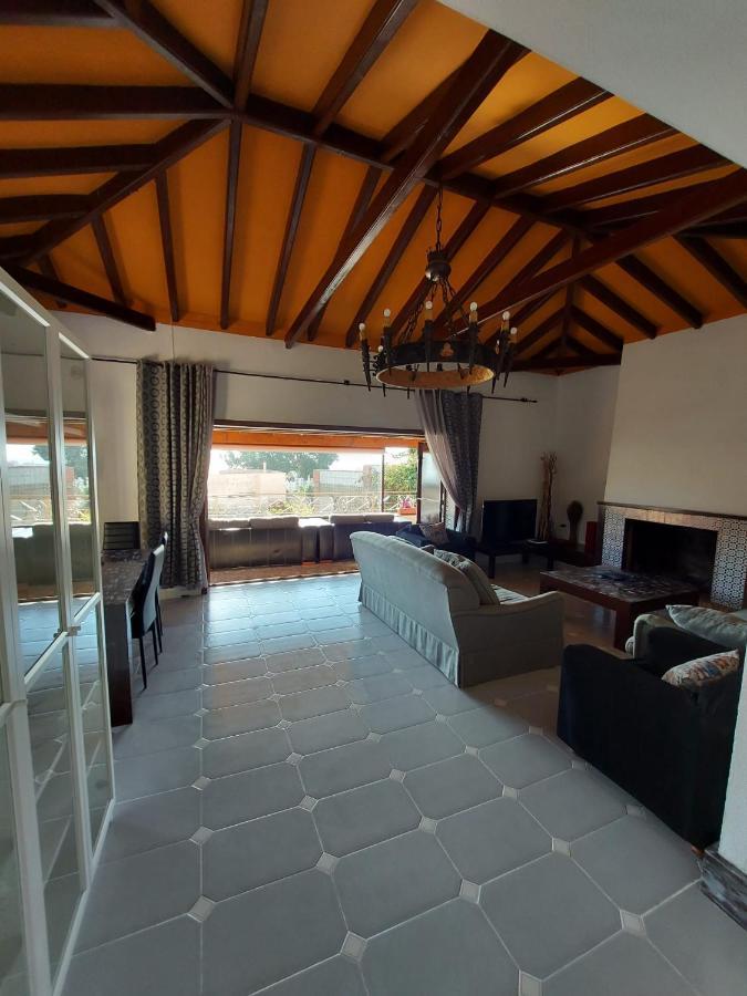 Villa Con Piscina Privada 托雷莫利诺斯 外观 照片