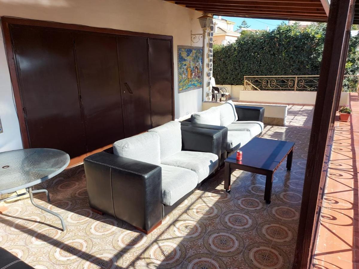 Villa Con Piscina Privada 托雷莫利诺斯 外观 照片