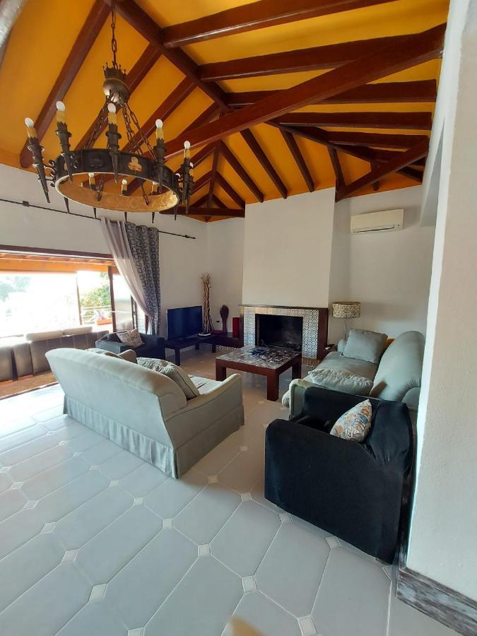 Villa Con Piscina Privada 托雷莫利诺斯 外观 照片