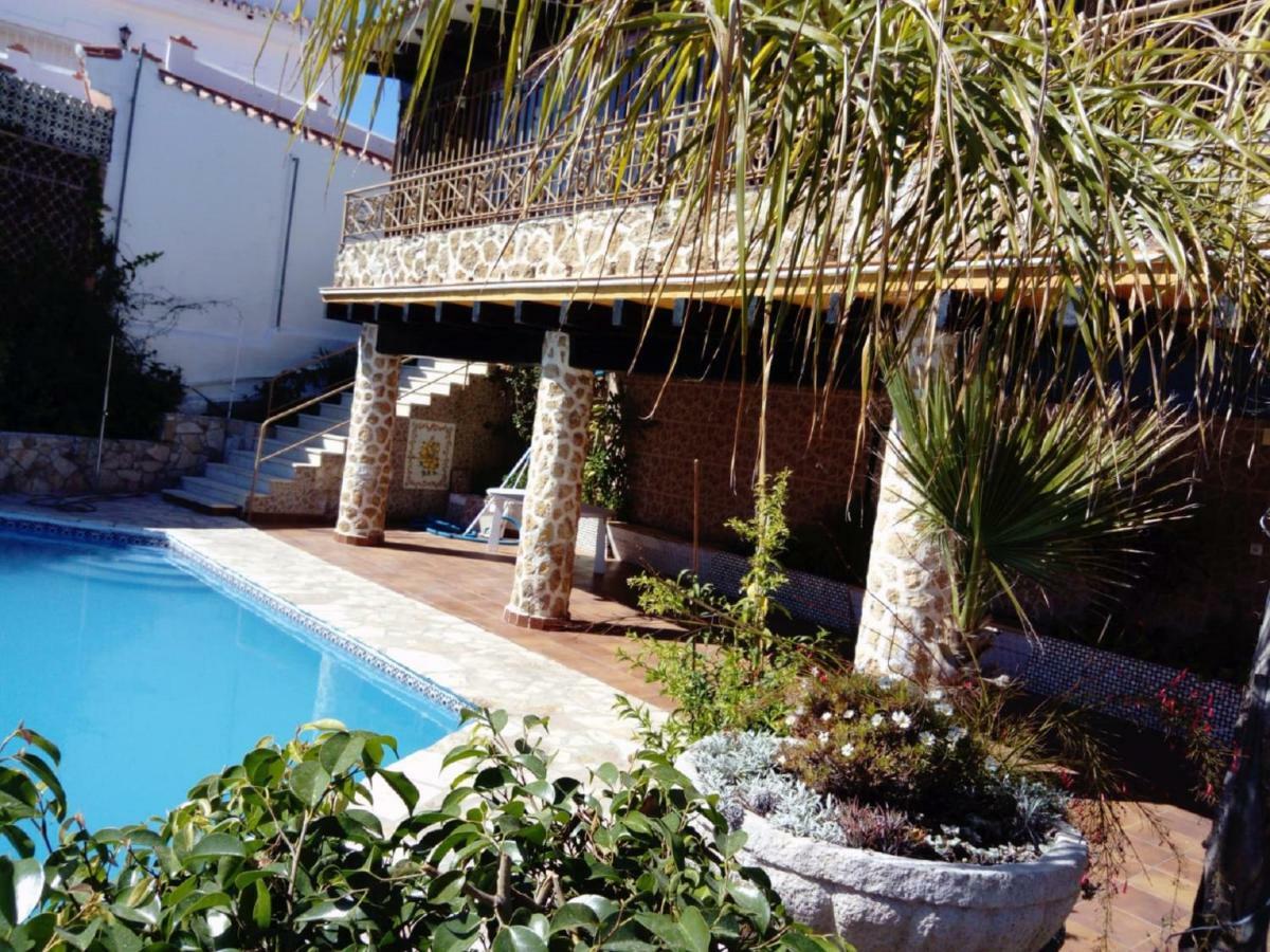 Villa Con Piscina Privada 托雷莫利诺斯 外观 照片